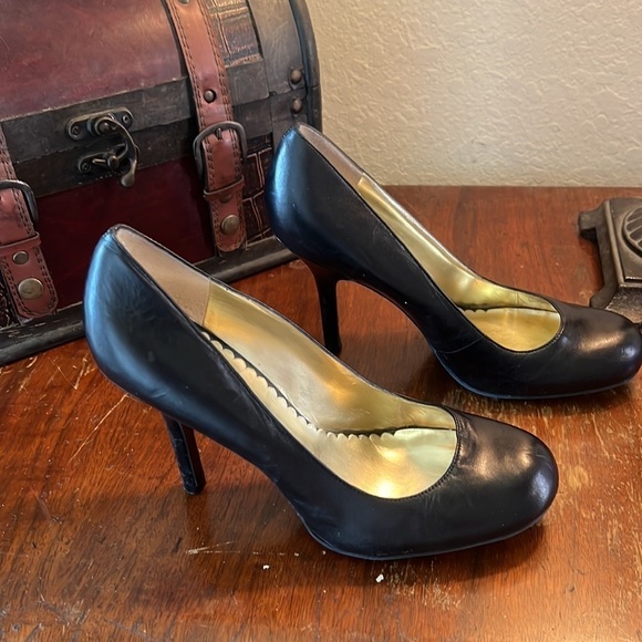 JESSICA SIMPSON Round Toe Leather Heels | 4” |Size 7 1/2 - Picture 7 of 11